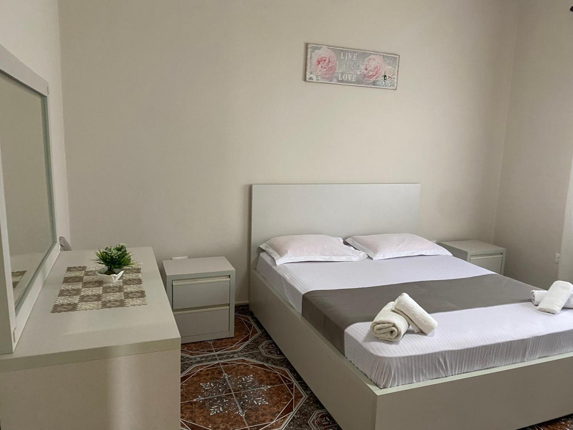 The Hideaway Guesthouse Bahçallëk المظهر الخارجي الصورة